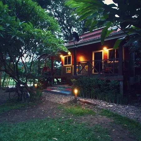 Sawasdeepai River Resort Exterior photo